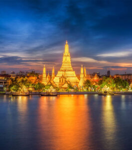 https://itraveltips.com/wp-content/uploads/2021/02/1177404879-sunset-city-skyline-at-Wat-Arun-temple-and-Chao-Phraya-River-Bangkok-265x300.jpg